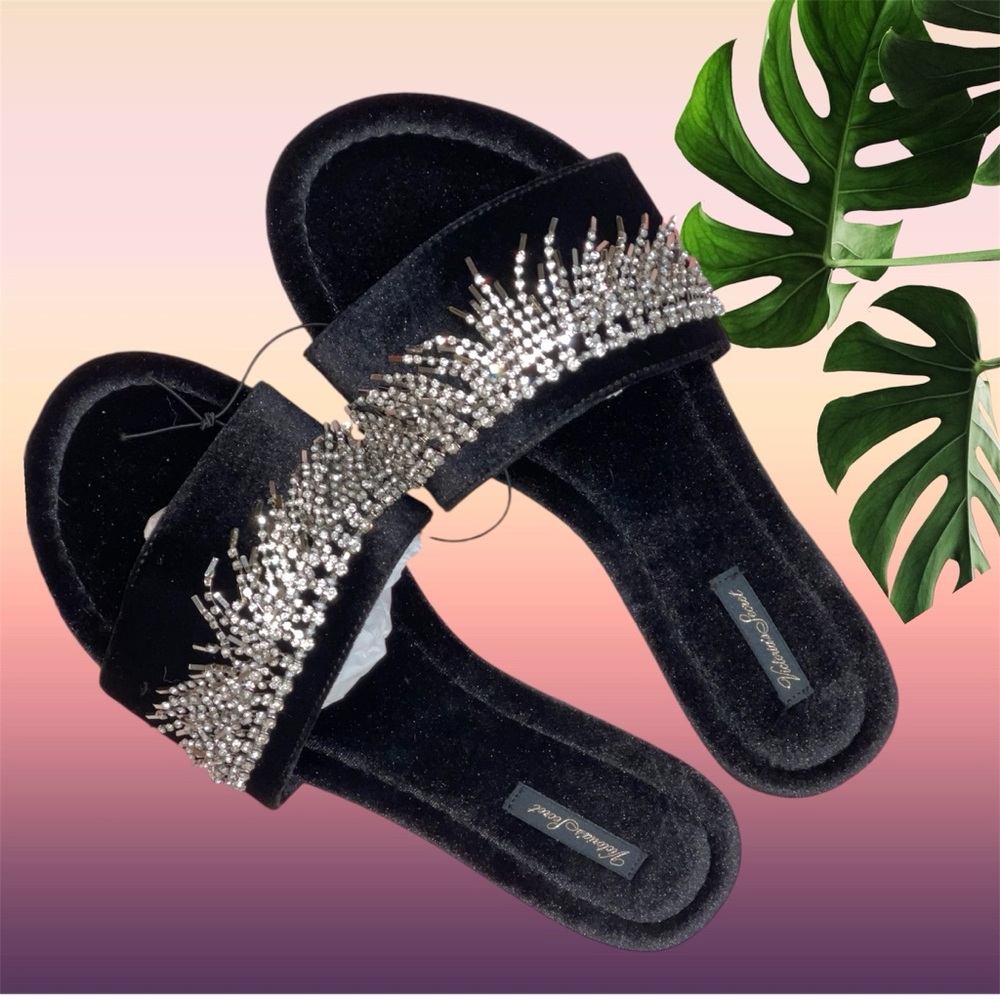 NEW MEDIUM VICTORIA'S SECRET Fringe Rhinestone Velvet Slides